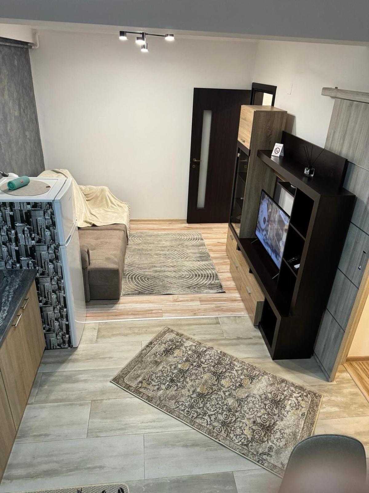 Luxury Young Residence Iasi Exterior photo
